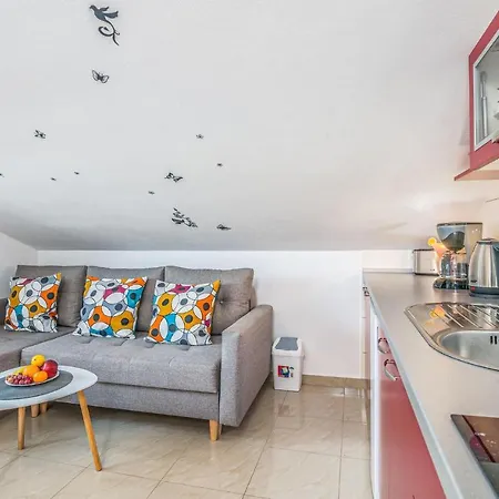 1 Bedroom Amazing In *